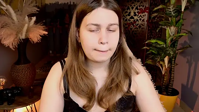 FioraMarmoris online show from February 19, 1:19 pm