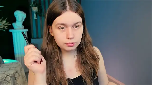 FioraMarmoris online show from March 21, 6:47 am