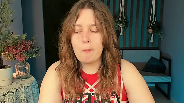 FioraMarmoris online show from September 29, 5:25 am