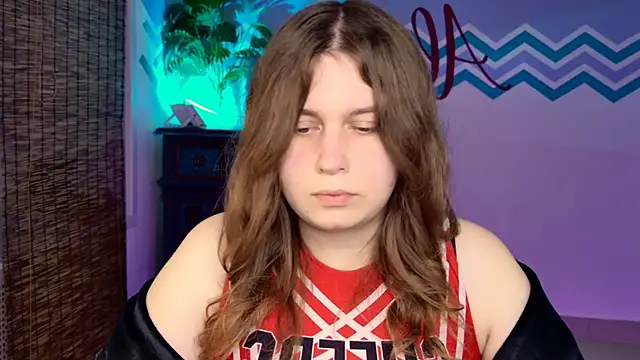 FioraMarmoris online show from September 25, 2:12 pm