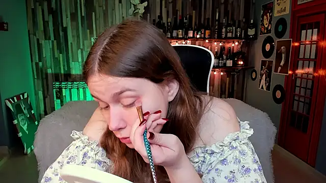 FioraMarmoris online show from April 15, 6:08 am