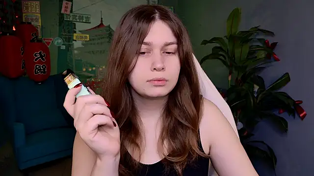 FioraMarmoris online show from March 7, 5:03 am