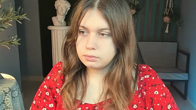 FioraMarmoris online show from November 8, 5:33 am