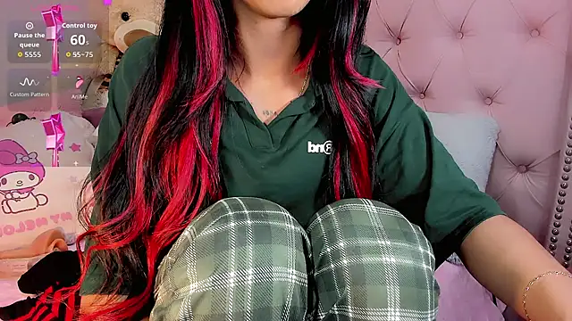 Cute Roxxy online show from May 11, 5:31 am