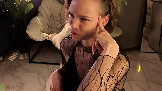 Eva Natsumi online show from November 15, 5:17 pm