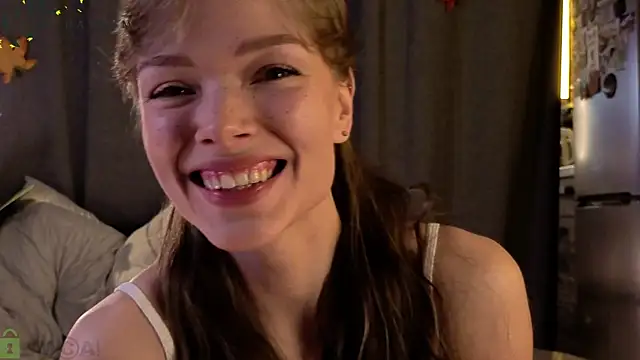 Eva Natsumi online show from November 9, 6:01 pm