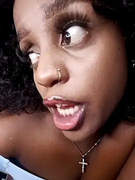 Queen-Chocolate online show from March 14, 2:23 pm