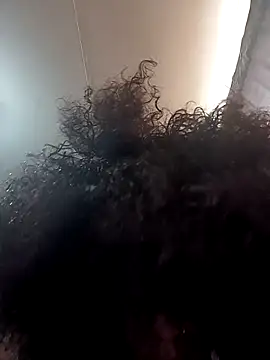 Queen-Chocolate online show from April 11, 8:40 am