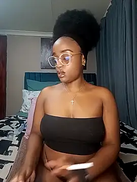 Snapshot of Queen-Chocolate chatting on September 28, 9:33 pm Queen-Chocolate online show from September 28, 9:33 pm