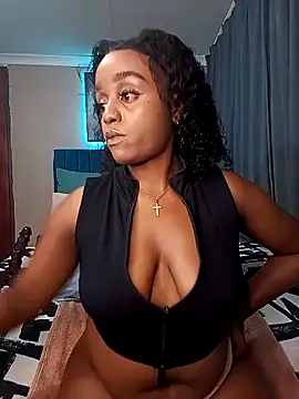 Queen-Chocolate online show from March 18, 8:43 pm