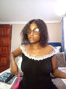 Snapshot of Queen-Chocolate chatting on January 31, 7:18 am Queen-Chocolate online show from January 31, 7:18 am