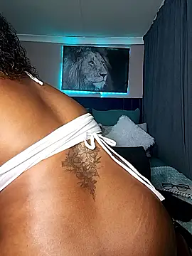 Snapshot of Queen-Chocolate chatting on January 10, 2:07 am Queen-Chocolate online show from January 10, 2:07 am