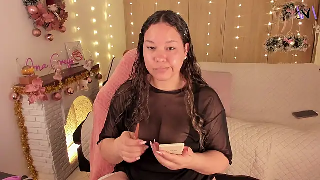 Snapshot of Anagreys chatting on November 29, 2:44 am Anagreys online show from November 29, 2:44 am