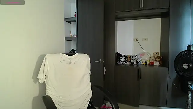 venelope1 online show from February 20, 2:41 pm