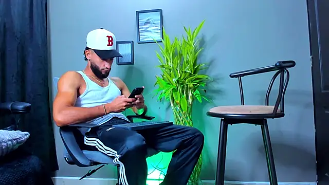 Damian 022 online show from October 28, 12:59 pm