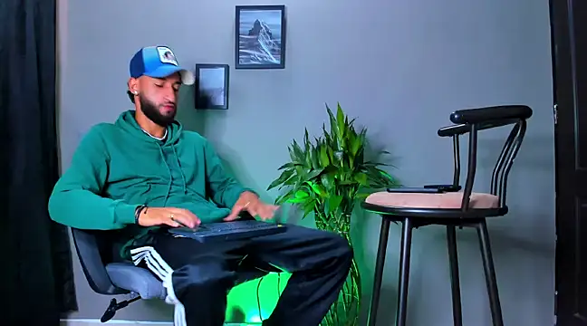 Damian 022 online show from March 19, 12:12 pm