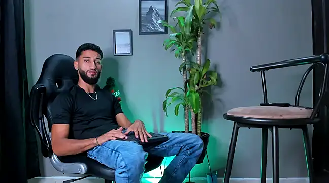 Damian 022 online show from December 29, 1:24 am