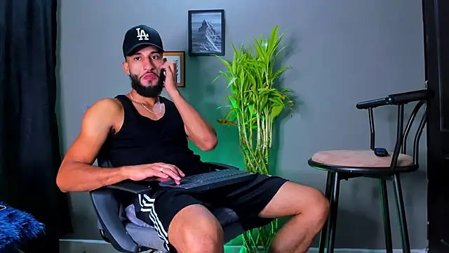 Damian 022 online show from July 17, 1:03 am