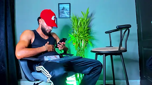 Damian 022 online show from November 12, 1:04 pm