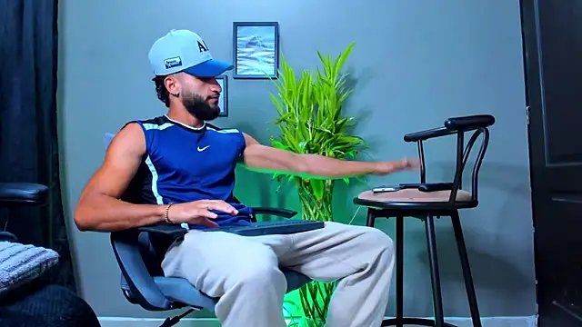 Damian 022 online show from November 6, 10:41 am