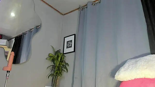 Snapshot of angeli_sexi chatting on September 22, 12:16 am angeli sexi online show from September 22, 12:16 am