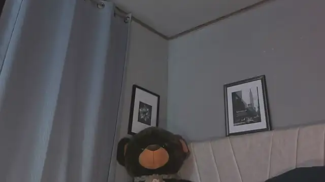 angeli sexi online show from February 8, 12:30 am