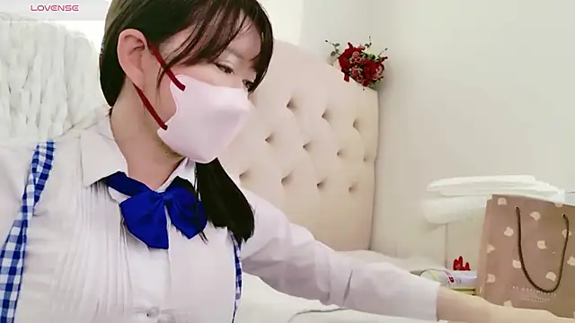 maii- online show from May 30, 12:28 am