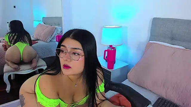 Samantha  Vega online show from July 14, 8:37 pm