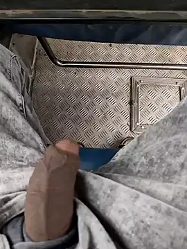 KingCobraClassy online show from January 14, 11:36 am