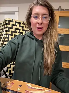 sophielove888 online show from March 17, 1:35 am