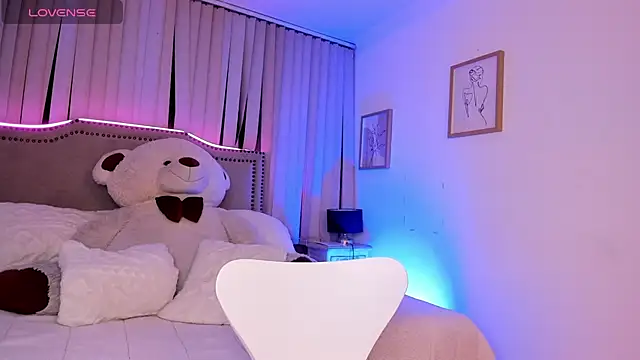 Bella ev online show from April 15, 4:51 am