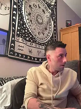 thatdude9 9 9 online show from November 27, 7:42 am