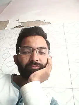 Snapshot of sagarghai07 chatting on September 27, 11:49 am sagarghai07 online show from September 27, 11:49 am