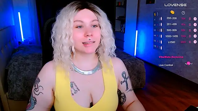 Blueberry-baby online show from November 30, 8:42 pm