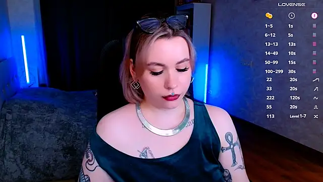 Blueberry-baby online show from February 2, 2:17 am