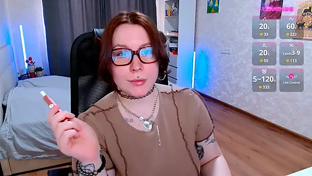 Snapshot of Blueberry-baby chatting on July 6, 11:28 am Blueberry-baby online show from July 6, 11:28 am