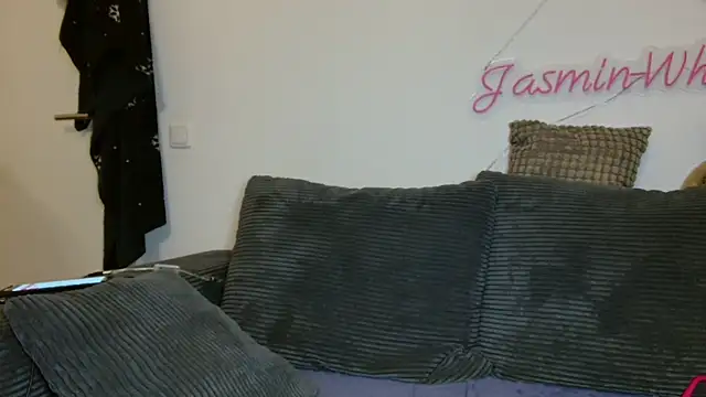 Jasmin-White online show from March 24, 5:35 pm