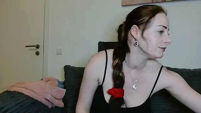 Jasmin-White online show from February 7, 3:31 pm