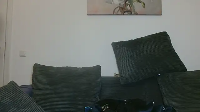 Snapshot of Jasmin-White chatting on November 27, 9:04 pm Jasmin-White online show from November 27, 9:04 pm