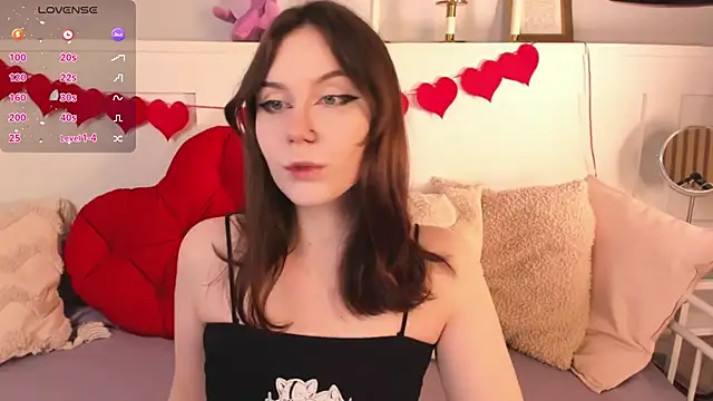 Snapshot of UnaMedison chatting on February 12, 1:16 pm UnaMedison online show from February 12, 1:16 pm