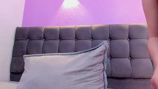 Snapshot of Alejita699 chatting on March 10, 7:50 pm Alejita699 online show from March 10, 7:50 pm