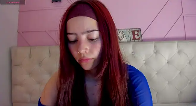 Alejita699 online show from April 9, 7:09 pm