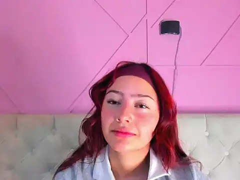 Alejita699 online show from April 3, 7:09 pm