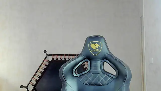 MasonWarholl online show from March 26, 2:15 pm