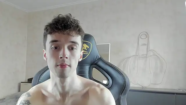 Snapshot of MasonWarholl chatting on October 12, 1:34 pm MasonWarholl online show from October 12, 1:34 pm