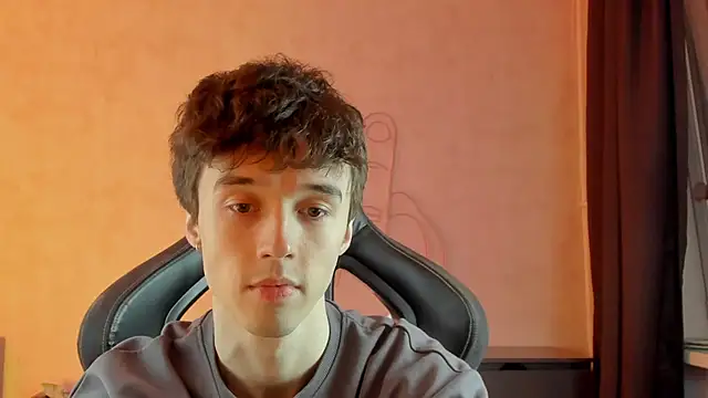 MasonWarholl online show from March 12, 4:44 pm