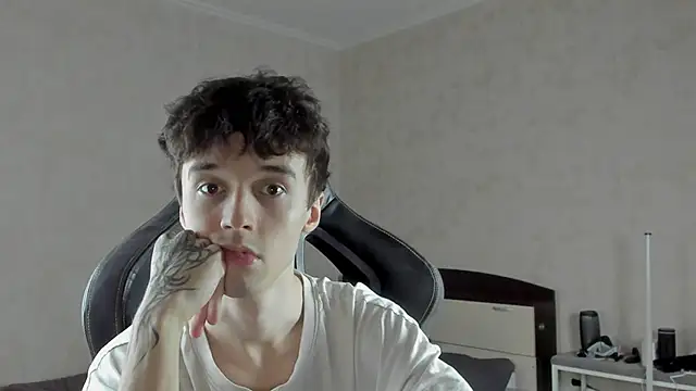 MasonWarholl online show from March 5, 2:19 am