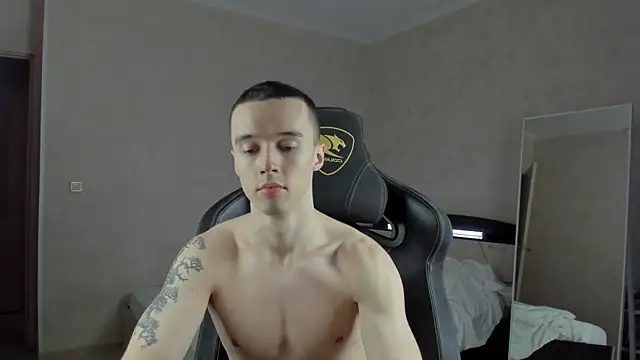 Snapshot of MasonWarholl chatting on December 29, 7:11 pm MasonWarholl online show from December 29, 7:11 pm