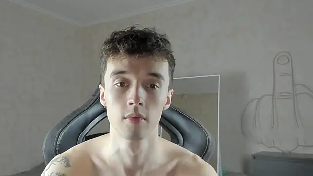 Snapshot of MasonWarholl chatting on October 15, 4:26 pm MasonWarholl online show from October 15, 4:26 pm