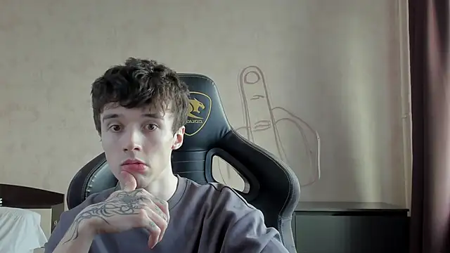 MasonWarholl online show from March 8, 12:41 pm